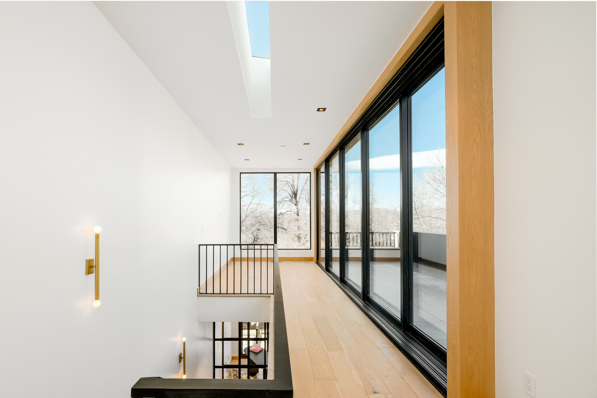 334 Steele Street — 19-334-steele.jpg